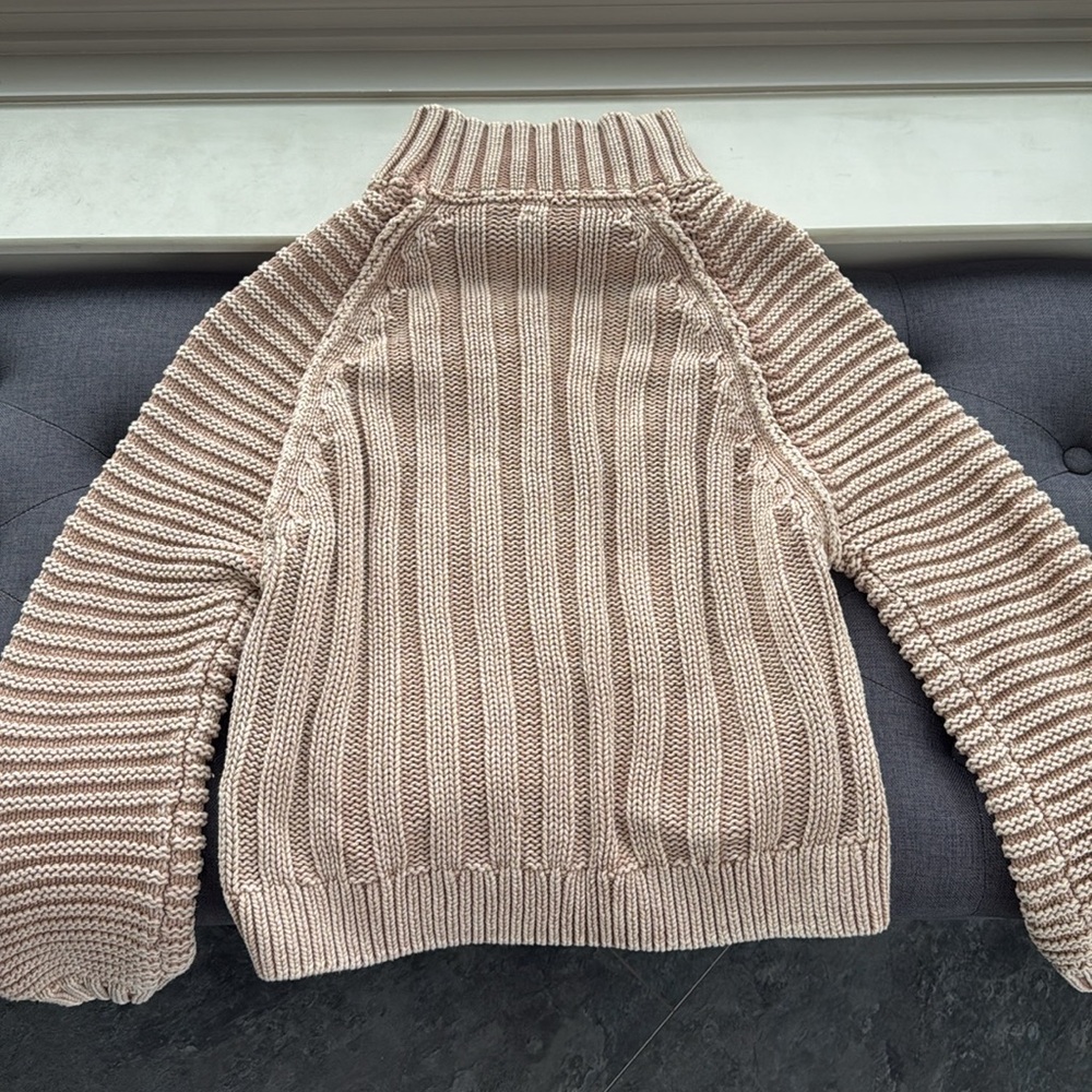 Free people, tan sweater, only worn twice - Picture 5 of 5